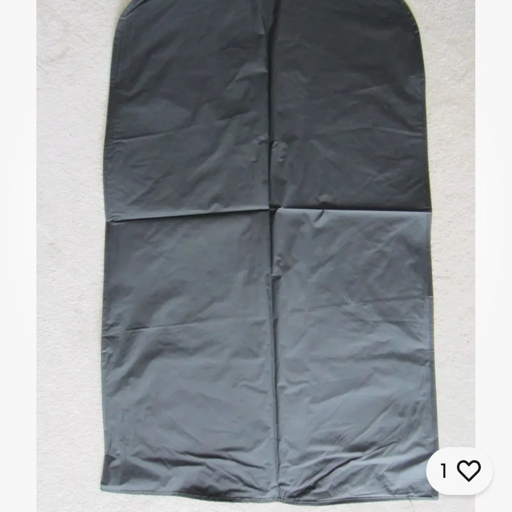 EXPRESS GARMENT CLOTHING SUIT BLACK ZIP UP BAG Brand New HOME CLOSET NEEDS New